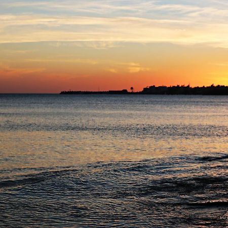Alley To The Beach Ierapetra  Bagian luar foto